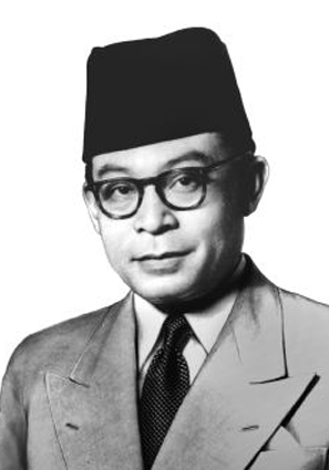 Pada tanggal 3 november 1945 diterbitkan maklumat pemerintah mengenai pendirian partai partai politi